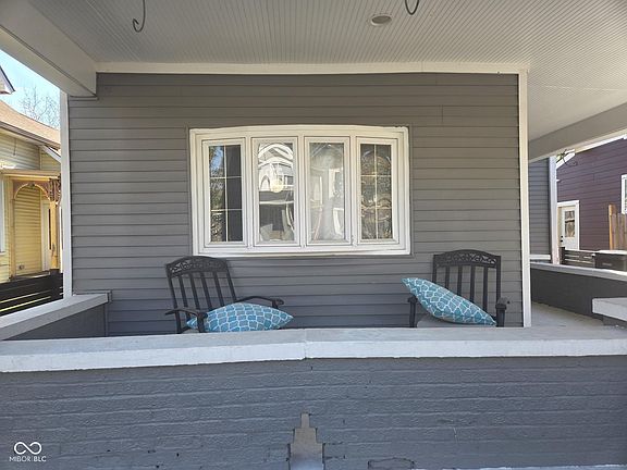 3rd image of 1331 Union St