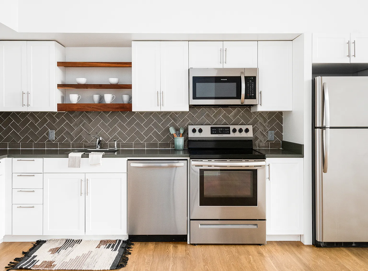 The Veridian Residences — Photo 1