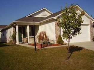 1714 Farm Meadow Dr, Greenwood, IN 46143