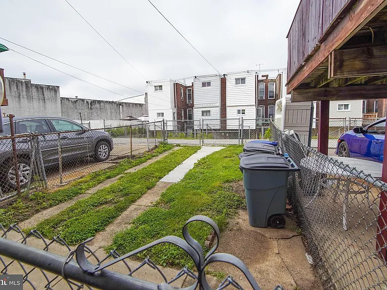 3416 Tyson Ave — Photo 3