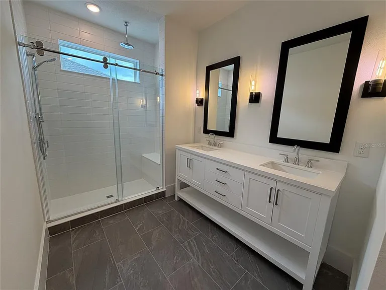 12438 Clear Sapphire Dr — Photo 24