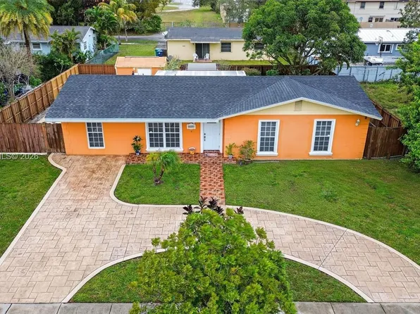 3427 NW 196th Ln, Miami Gardens, FL 33056