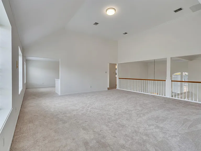 1127 Gloria Ct — Photo 40
