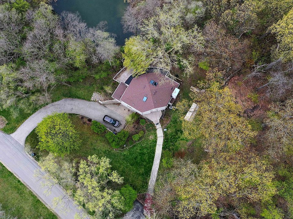 28375 Rd, Island Lake, IL 60042 Zillow
