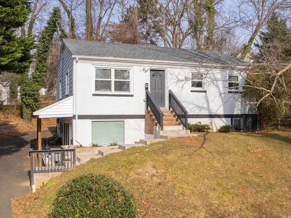 115B Stratford Ct Unit 2, Charlottesville, VA 22903