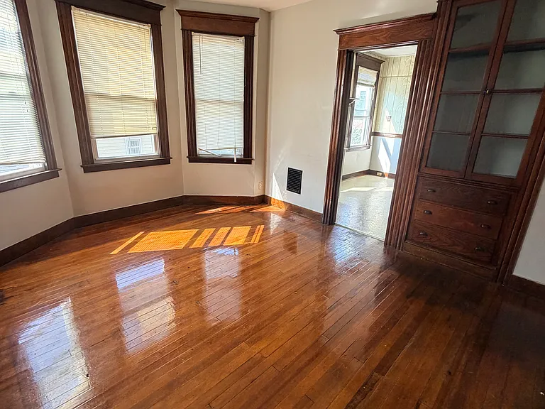 72 Peck Ave #2 — Photo 5