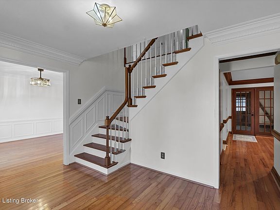 5th image of 3 Autumn Hill Ct