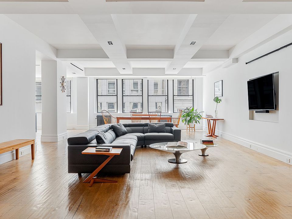 1st image of 147 W 22nd St APT 3S