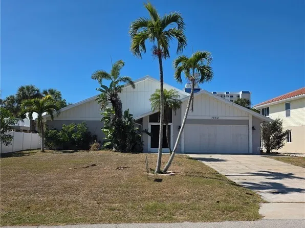 7864 Buccaneer Dr, Fort Myers Beach, FL 33931