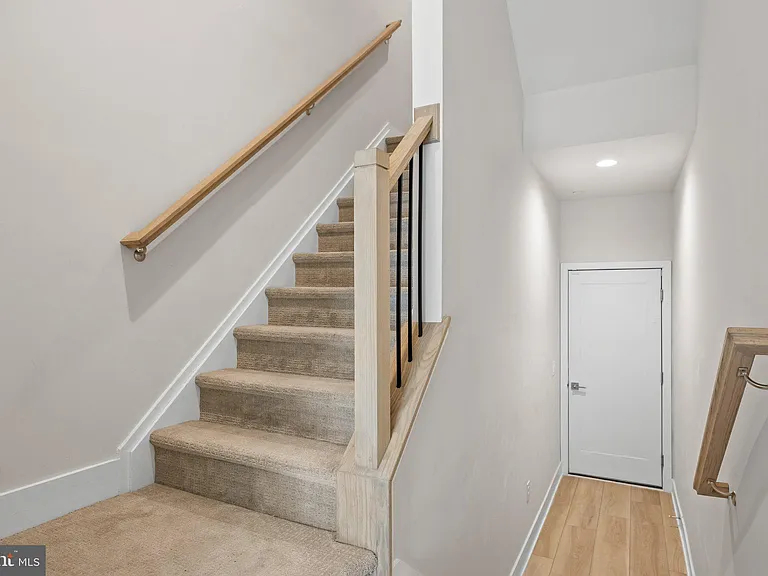 2150 Northbank Pl #143 — Photo 5