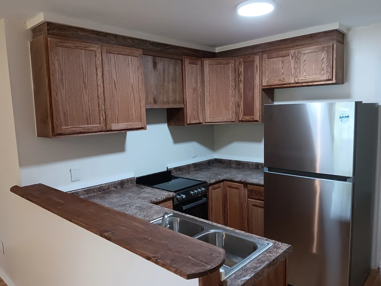 1 bed, $750 — Photo 2