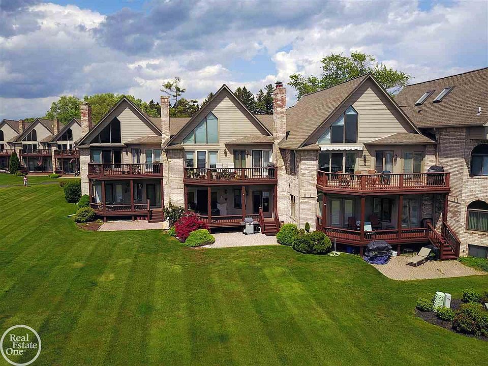 1st image of 50697 Harbour View Dr N