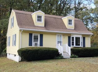 20 Carleton Rd, Leicester, MA 01524