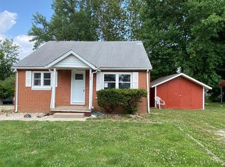 125 Maple St, Cottage Hills, IL 62018