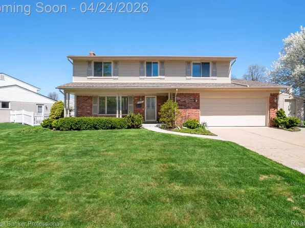35624 Oakdale St, Livonia, MI 48154