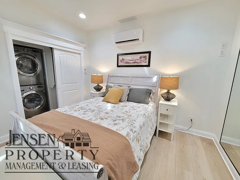 255 S 1150 W — Photo 9