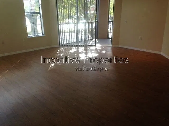 2 bed, 2.0 bath, 1135 sqft, $1,600 — Photo 4