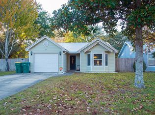 17 6th St UNIT A, Shalimar, FL 32579