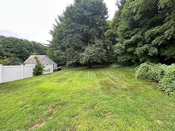 5th image of 65 Union St #1