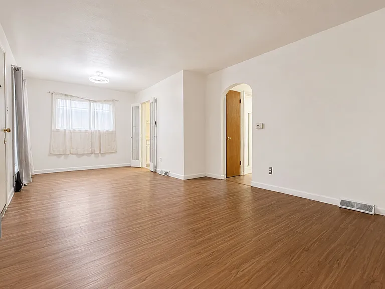 9297 Hartwell St — Photo 7