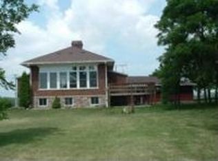 W5699 Porter Rd, Shawano, WI 54166