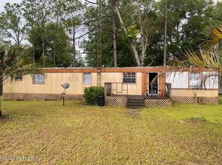 801 Evans Ave, Interlachen, FL 32148