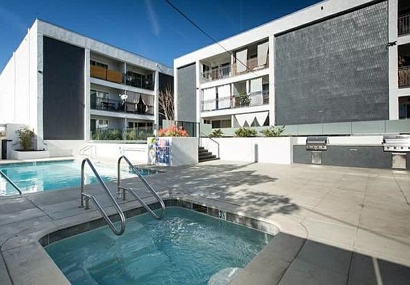 3rd image of 5700 W Olympic Blvd APT 109