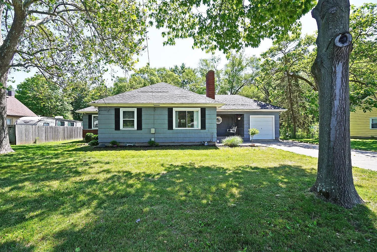 4716 Anthony Wayne Ave photo 1