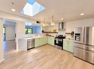 17735 Kinzie St, Northridge, CA 91325