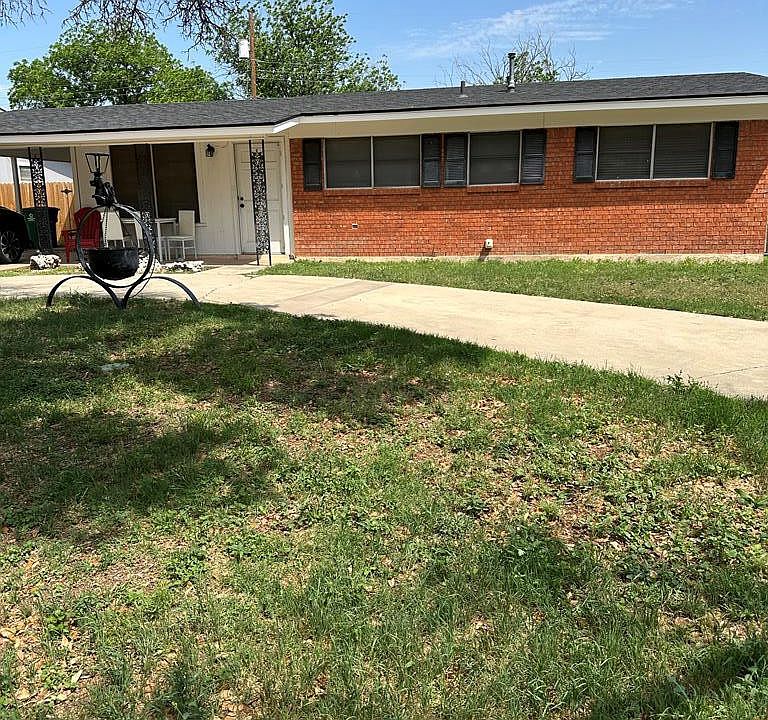 1st image of 248 N Oxford Dr