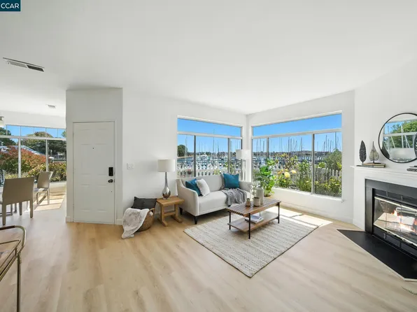 505 Commodore Dr, Richmond, CA 94804