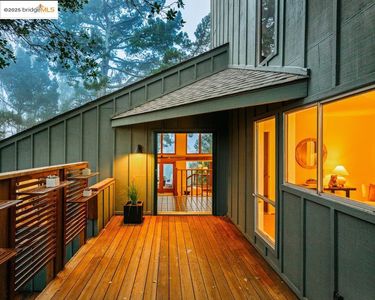 2359 Manzanita Dr, Oakland, CA, 94611