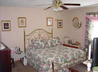1202 Carriage Dr, Tecumseh, MI 49286