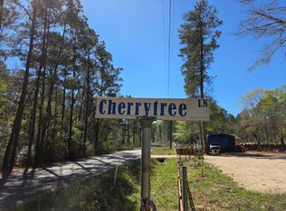 2 Cherry Tree Ln, Plantersville, TX 77363