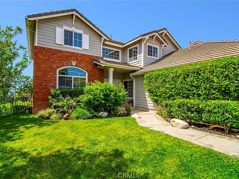 24574 Overland Dr — Photo 2