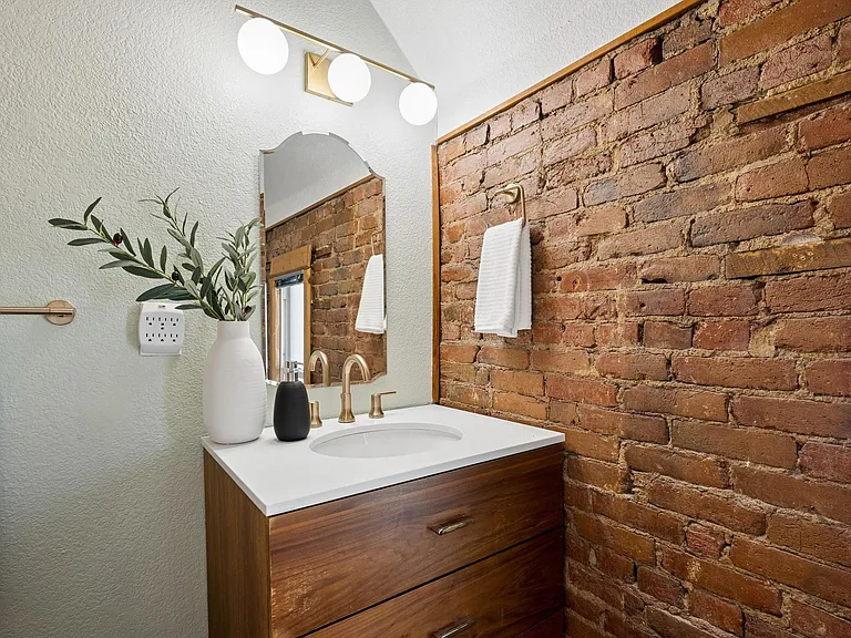 126 Galapago St — Photo 25