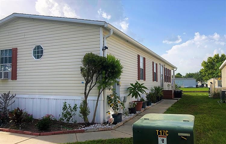 1st image of 3889 Covington Dr