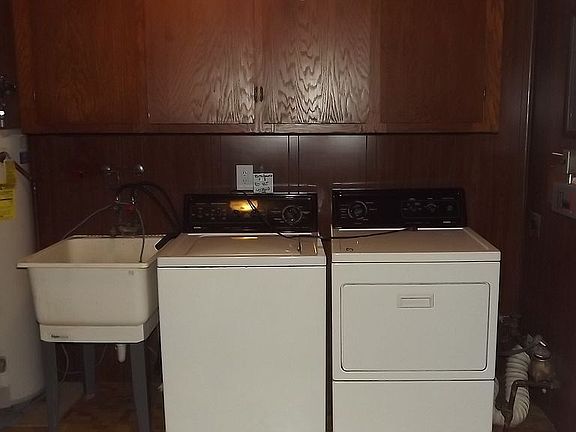 Utility rm incl. wash/dryer
