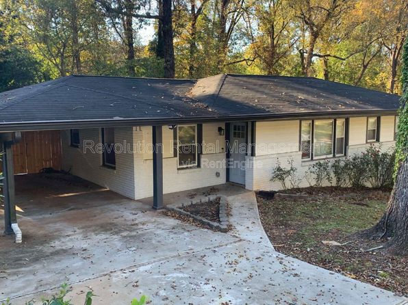 2869 Rockcliff Rd SE