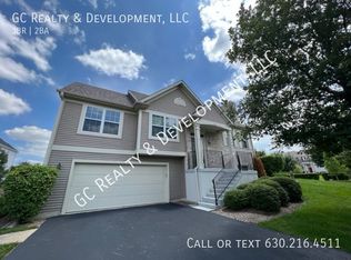 24620 W John Adams Dr, Plainfield, IL 60544