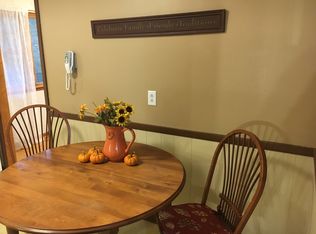 7 Arnold Dr, Clifton Park, NY 12065