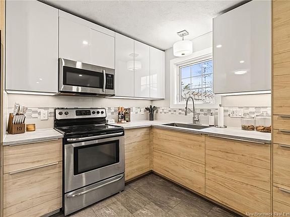4th image of 139 Magellan Dr