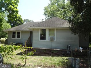 1313 Loretta Ave, Mays Landing, NJ 08330