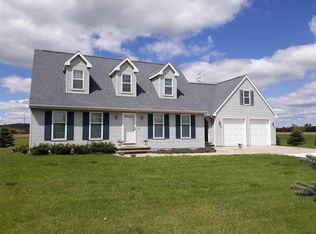 N6365 Lake Breeze Ln, Scandinavia, WI 54977