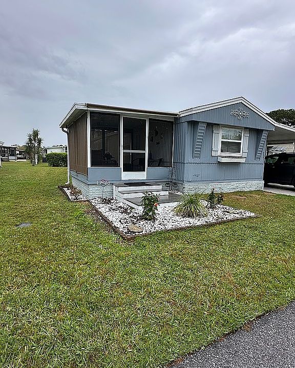 1st image of 1371 Ember Dr