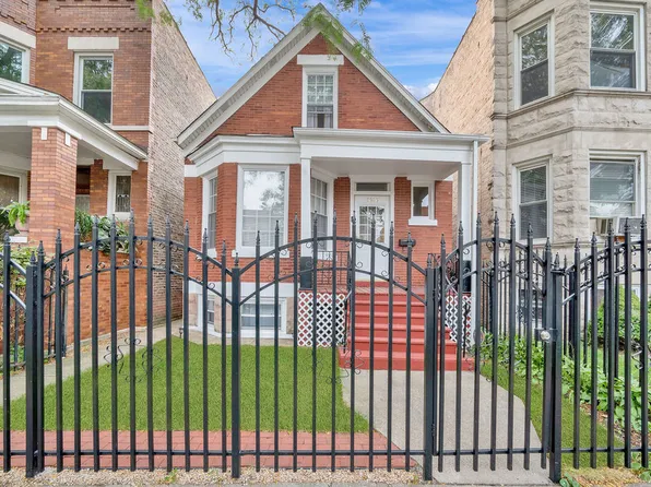 2626 S Tripp Ave, Chicago, IL 60623