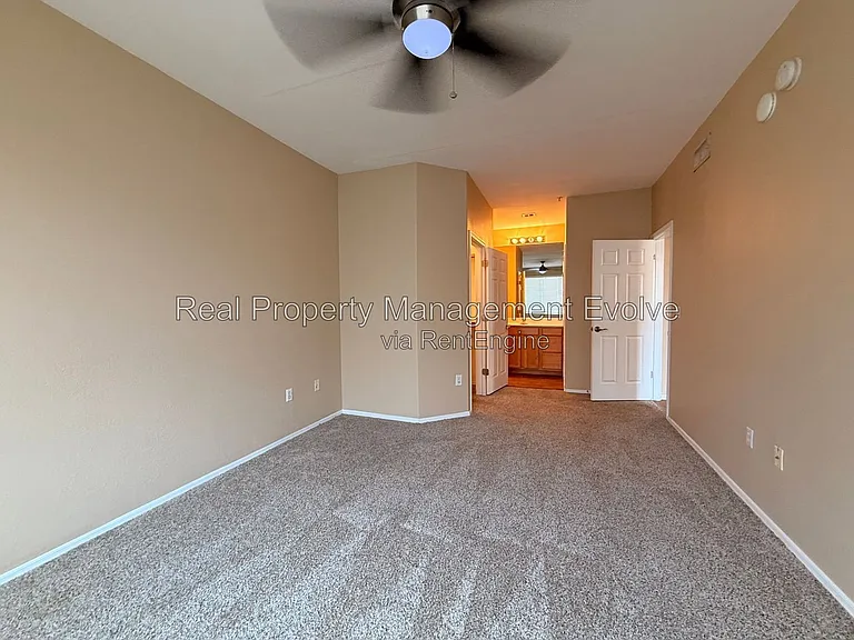 2992 N Miller Rd #217A — Photo 14
