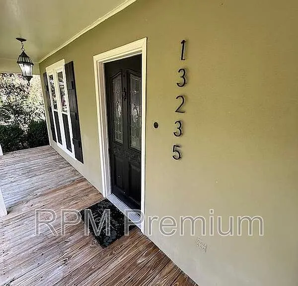 13235 Country Park Ave — Photo 7