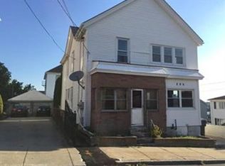 296 Snell St, Fall River, MA 02721