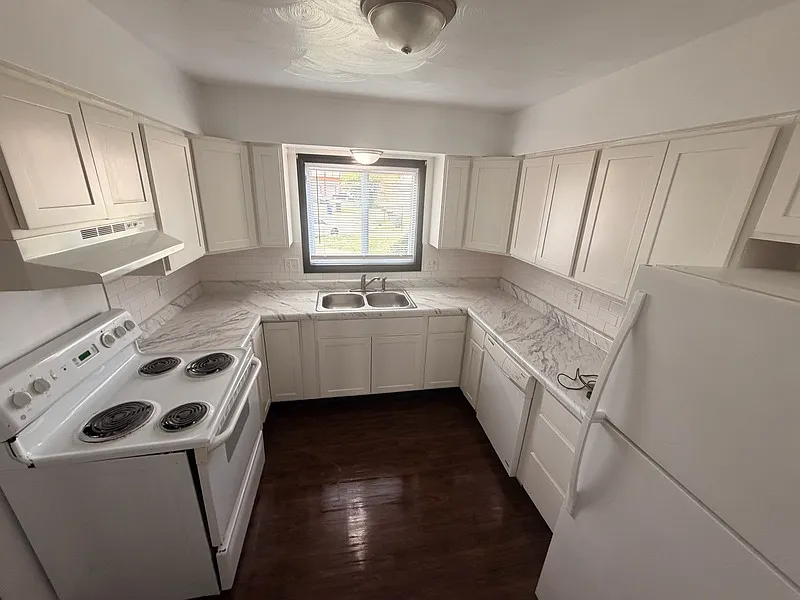 3 bed, 1.5 bath, 1500 sqft, $1,850 — Photo 1